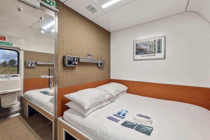 Sleeper cabin